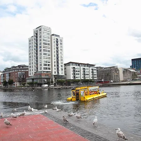 דירה Luxury Docklands